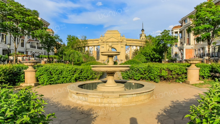 中海莱茵东郡外景图