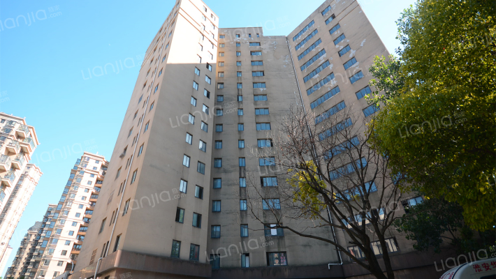 天成公寓外景图