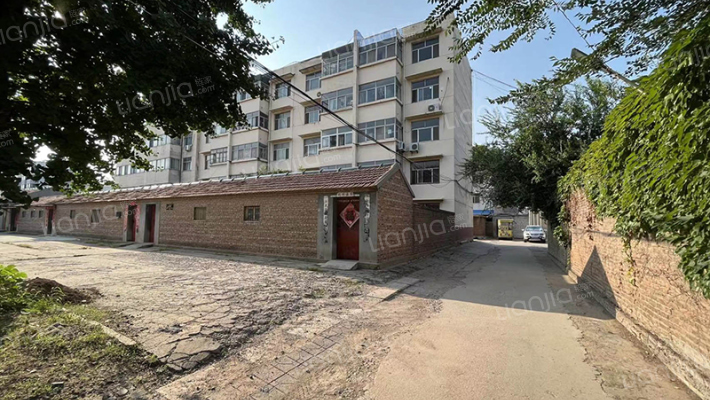 自来水公司外景图