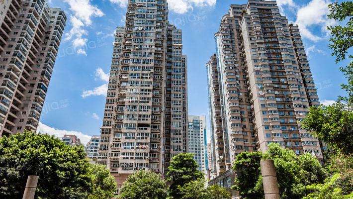 万里桥大厦外景图