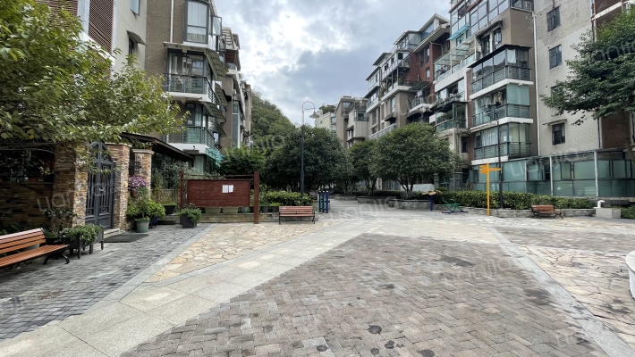 中天花园.叠翠谷外景图