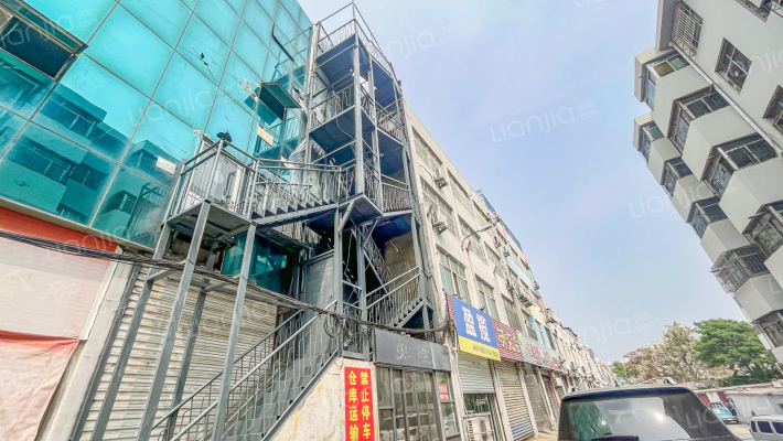 瑞泰小区外景图