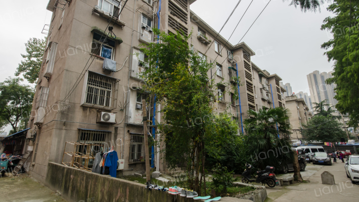 姜圩路小区外景图