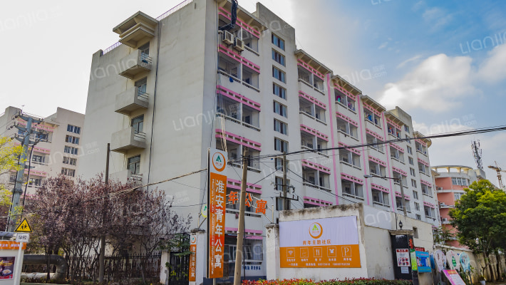淮安青年公寓外景图