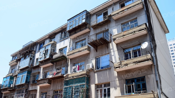 集贤南一街外景图