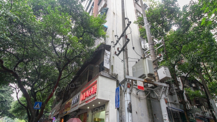 南街转盘小区外景图