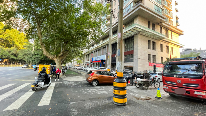 湖景嘉苑外景图