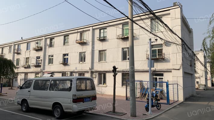 沈飞九三小区外景图