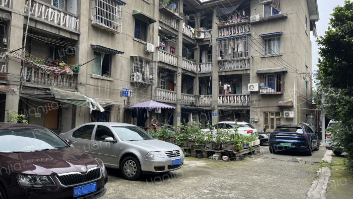 解放路一段23号外景图