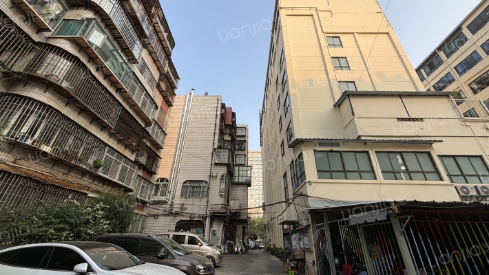 水晶花园外景图