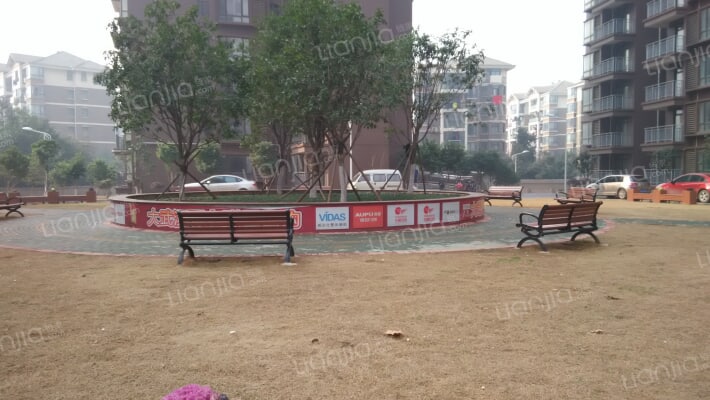 中南民族大学一期家属区外景图