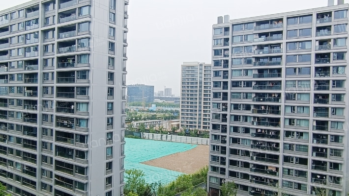 金成汀云上府外景图