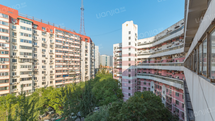 久筑物业外景图