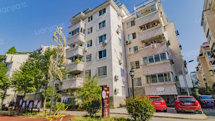 桃花园住宅区外景图