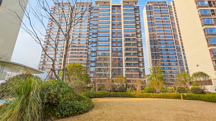 铂樾怡庭外景图