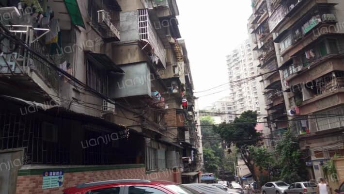 竹丝岗大马路外景图