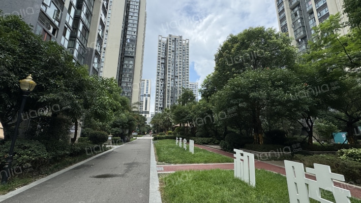 新尚天地外景图