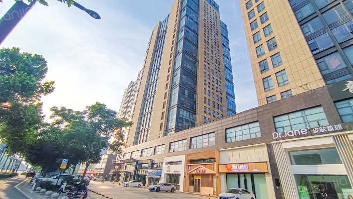 商会大厦外景图