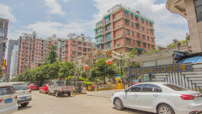 江南春城南区外景图