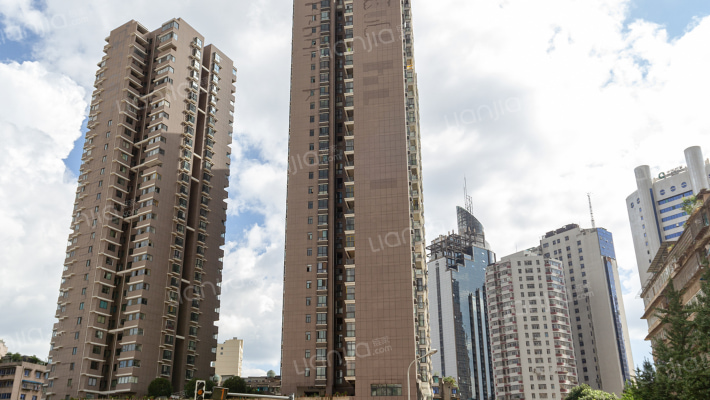 城市之光外景图