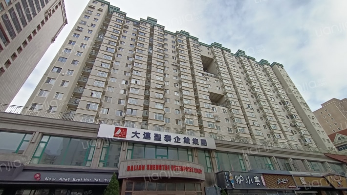 太阳大厦外景图