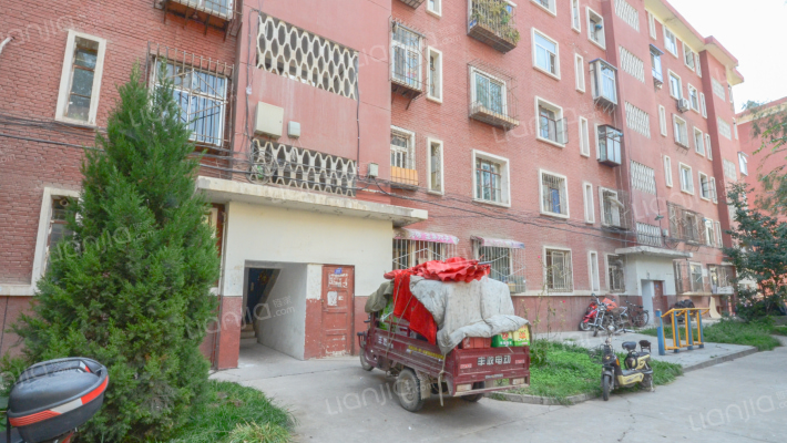 西北油漆厂（东部市场）外景图