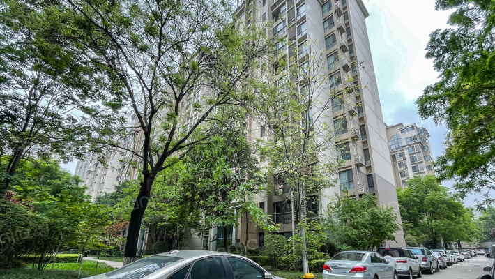 中海华庭外景图