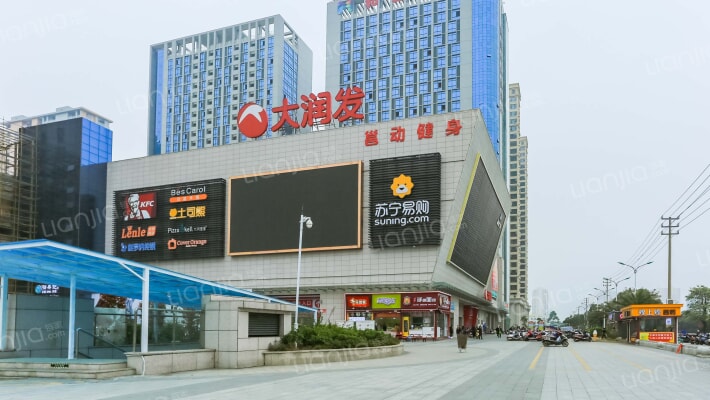 和佳广场外景图