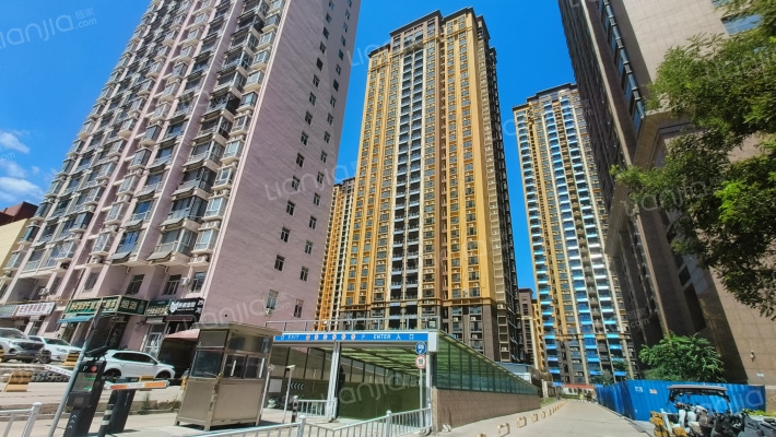 铂尔缦国际公馆外景图