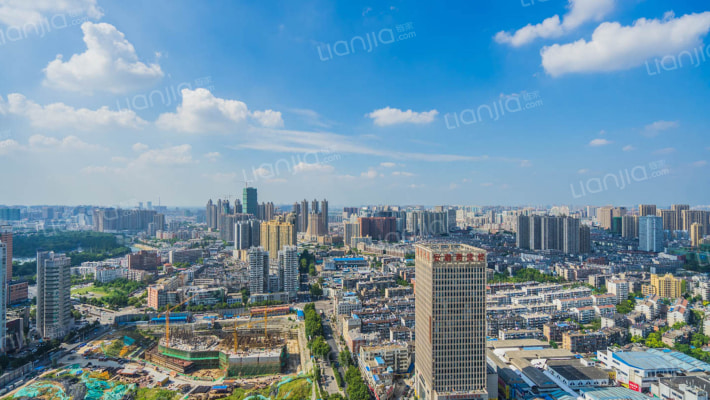 坝上街环球中心外景图