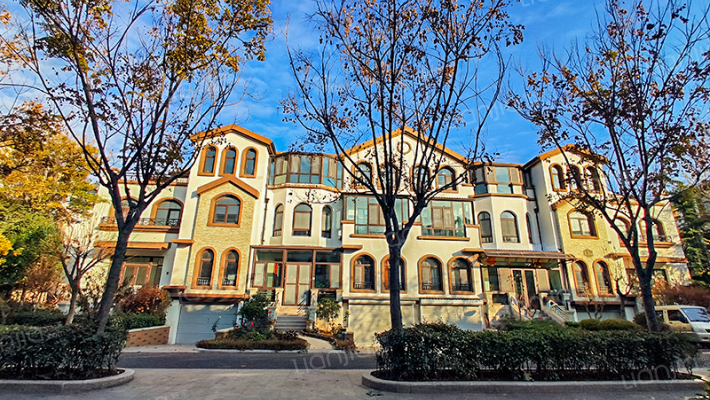 城市阳光花园外景图