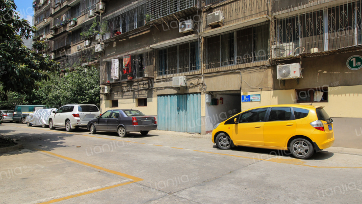 新城湾邮电小区外景图