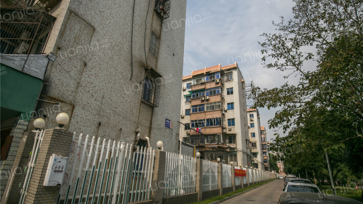 河畔新村外景图