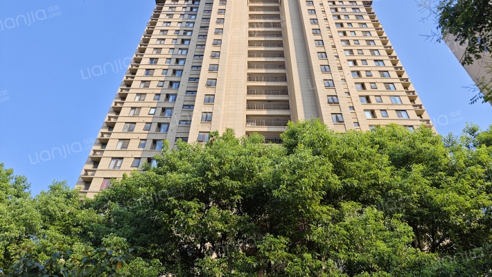 九龙仓玺园C区外景图