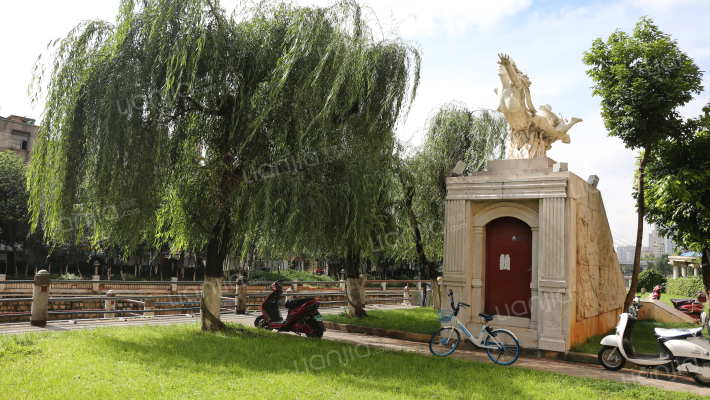 滨江大厦外景图