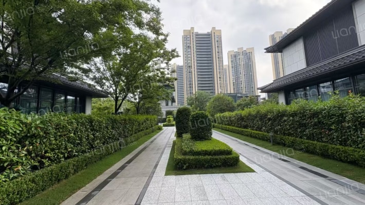 钱塘梧桐蓝山外景图