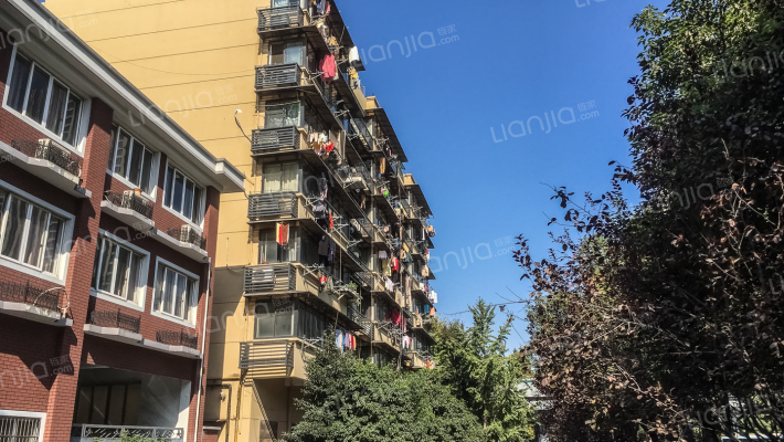 清江路272号外景图