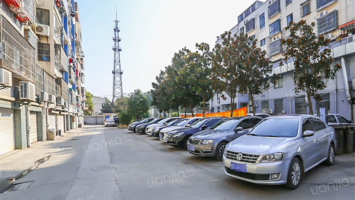 康宁公寓外景图