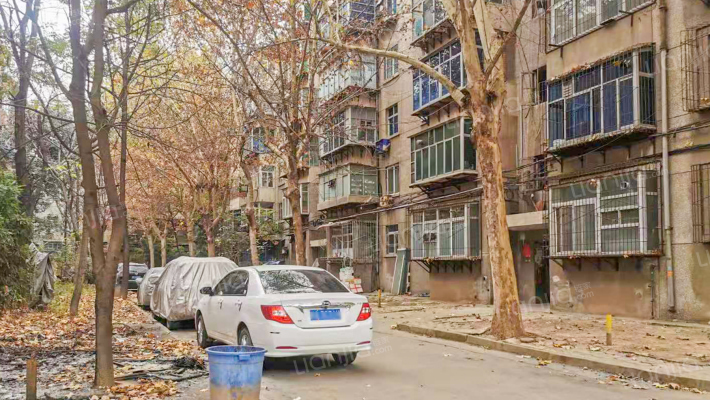 电炉所家属院外景图