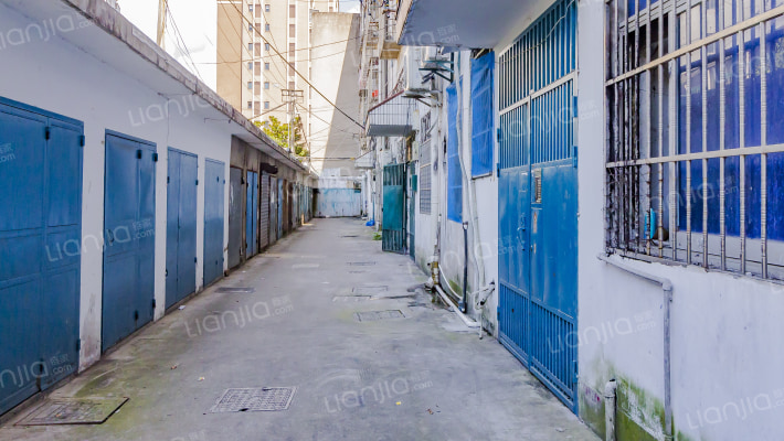 鑫鑫公寓外景图