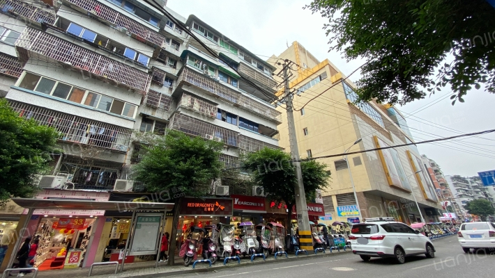 板桥街1号楼外景图