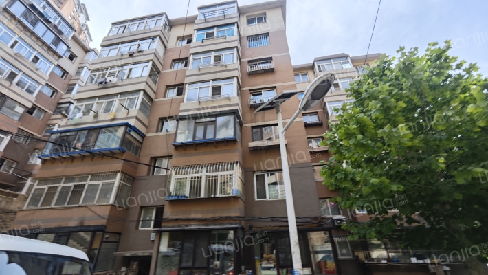 红凌小区外景图