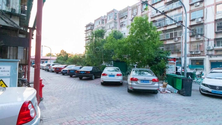 铁城公寓东区外景图