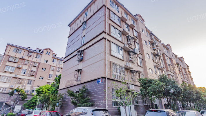 华尔新苑外景图