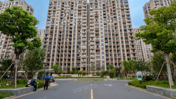 育红新景园外景图