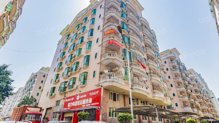 亚太新城富群苑外景图