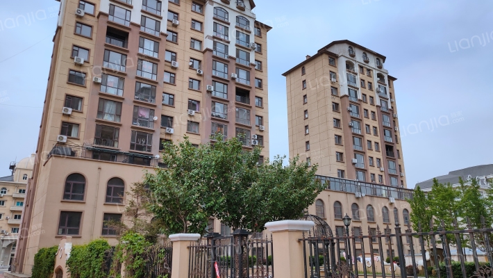 世纪嘉年华外景图