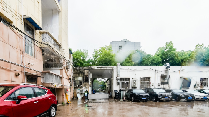 树藩大街620号外景图