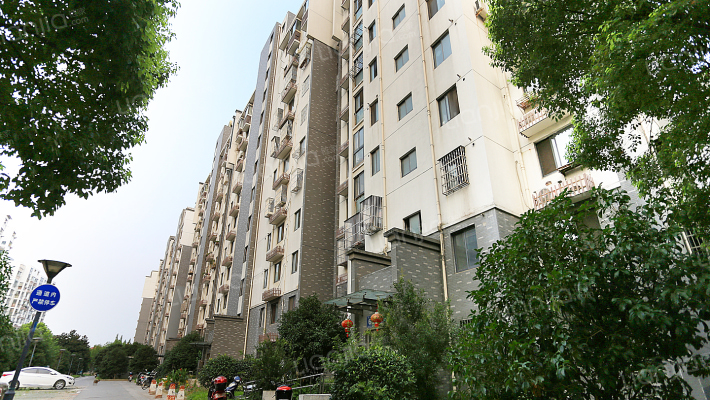 梁湖南苑外景图