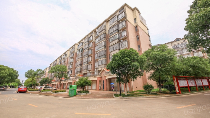 翠湖名都外景图